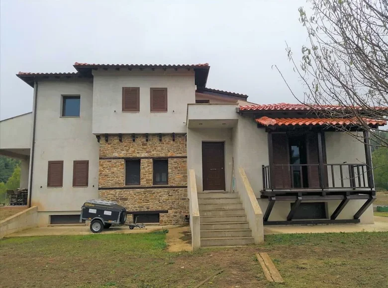 3-Schlafzimmer-Villa 298 m² Polygyros, Griechenland