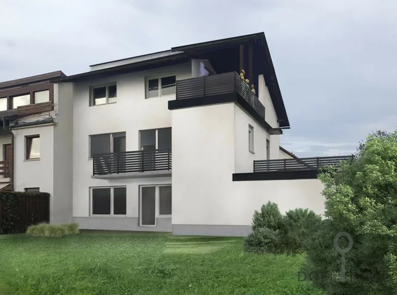 Maison de ville 225 m² Nova vas, Slovénie