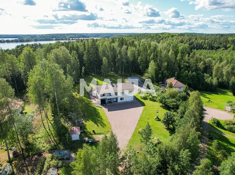 Дом 5 комнат 174 м² Киркконумми, Финляндия