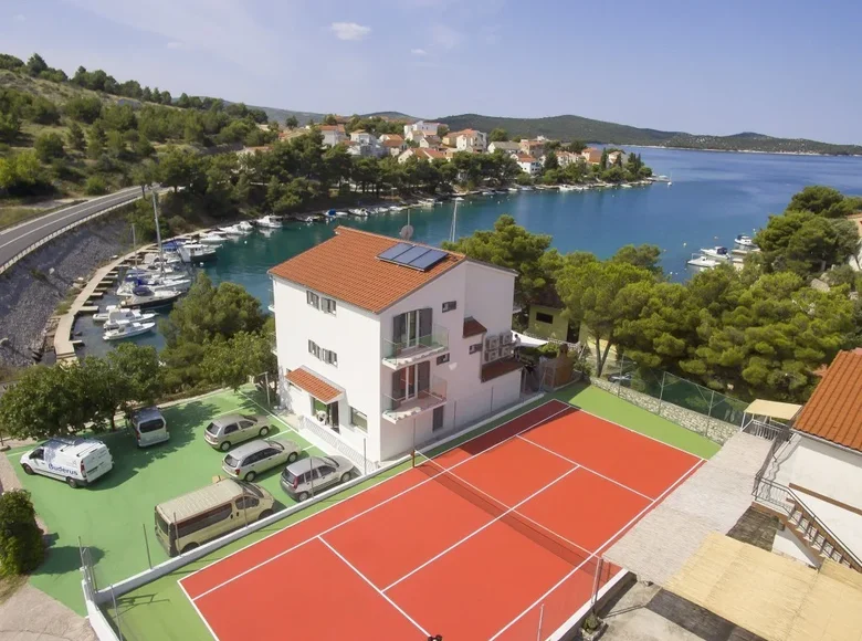 7-Schlafzimmer-Villa 330 m² Kroatien, Kroatien