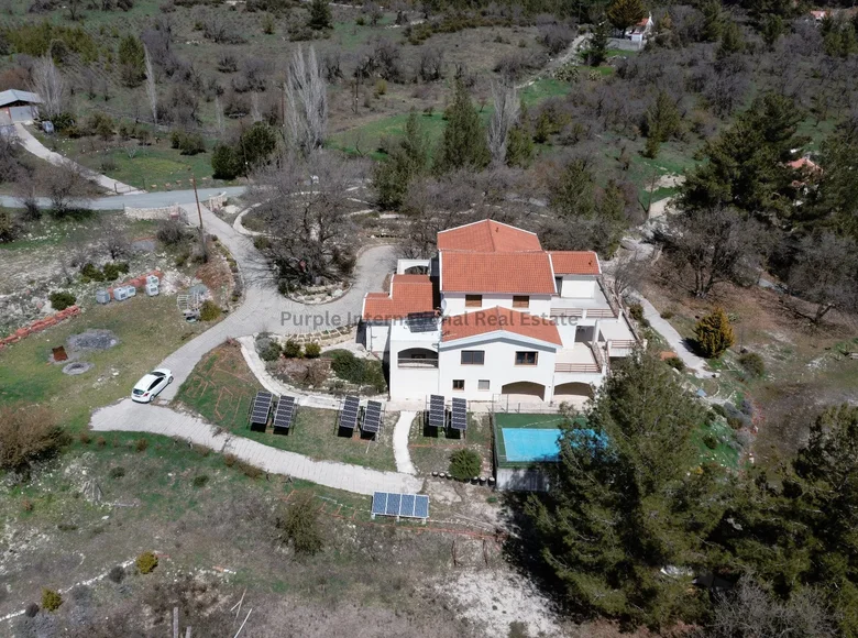 5-Schlafzimmer-Villa 500 m² Pera Pedi, Zypern