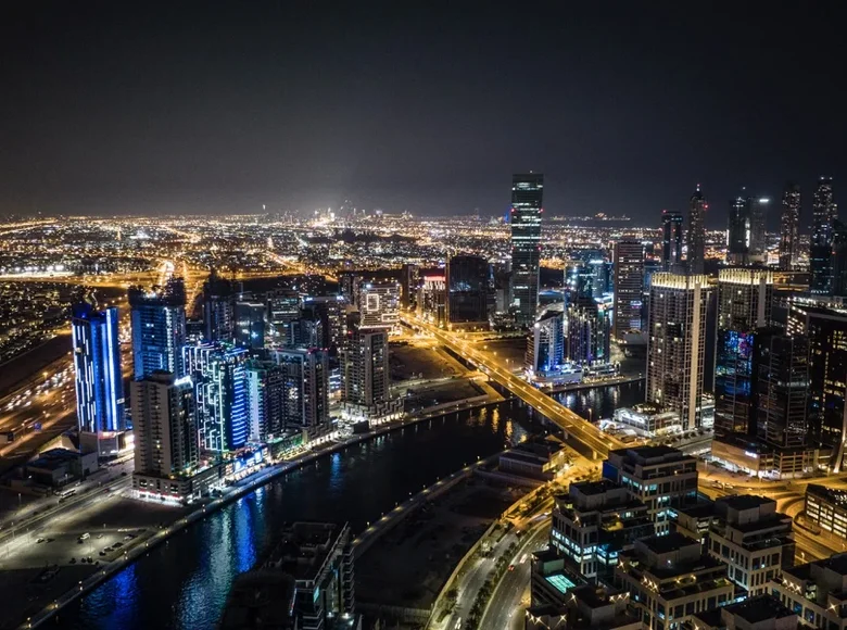 Mieszkanie 3 pokoi 251 m² Dubaj, Emiraty Arabskie