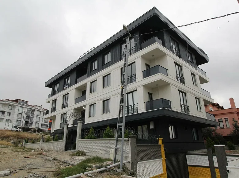 Dúplex 5 habitaciones 158 m² Beylikduzu, Turquía