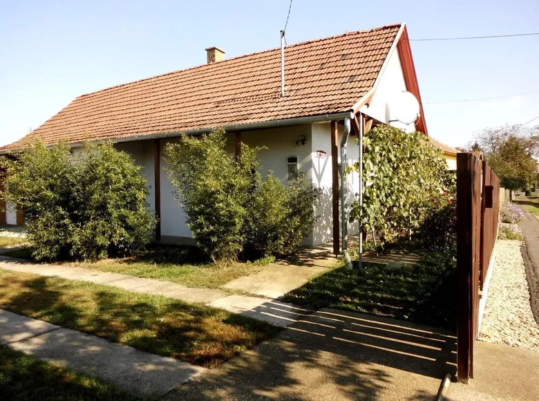 Вилла 2 комнаты 48 м² Тисадьюлахаза, Венгрия