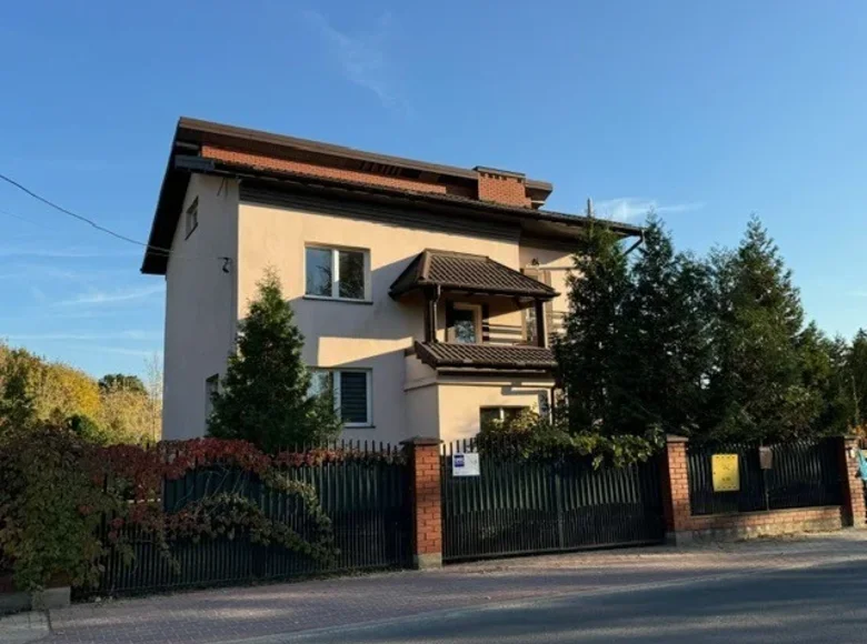 6 room house 250 m² Marki, Poland