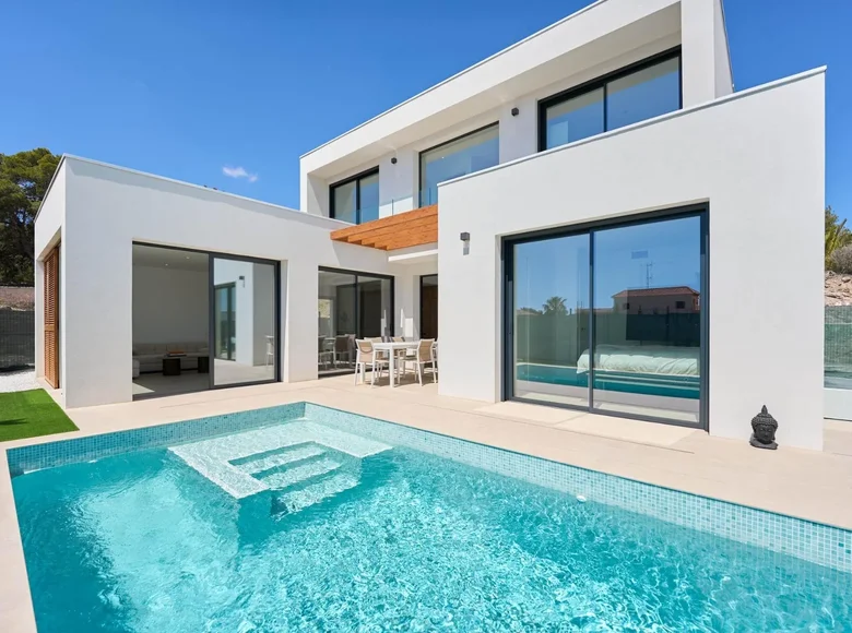 3-Schlafzimmer-Villa 227 m² lAlfas del Pi, Spanien
