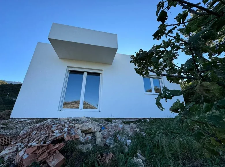 Haus 2 Schlafzimmer 90 m² Sustas, Montenegro