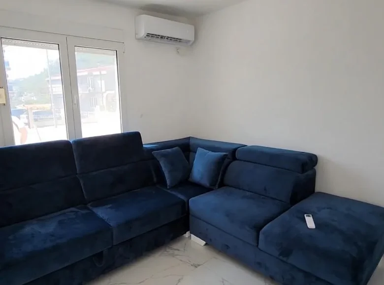 2 bedroom apartment 51 m² Sutomore, Montenegro