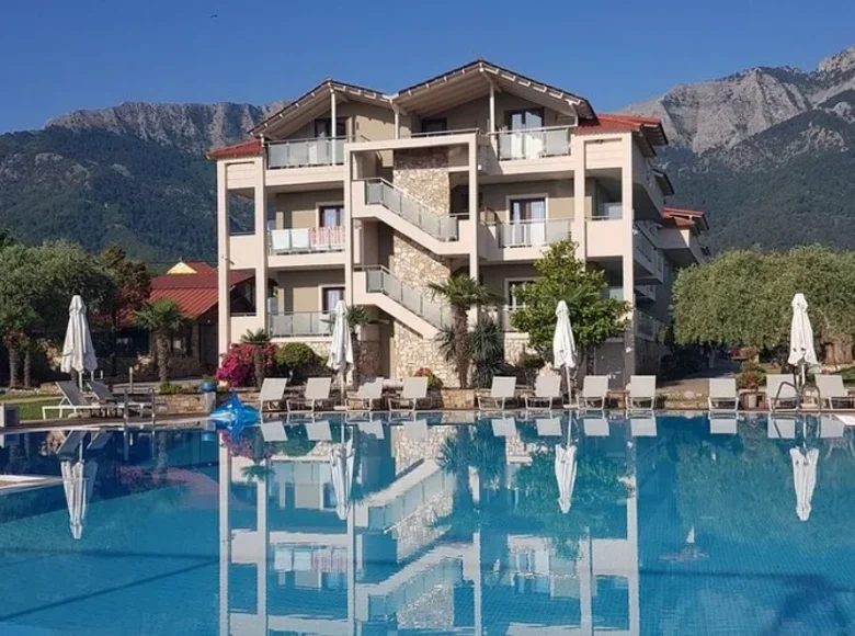 Hotel 2 000 m² Chrysi Ammoudia, Grecja