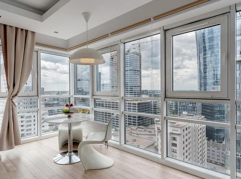 2 room apartment 50 m² in Warsaw, Poland