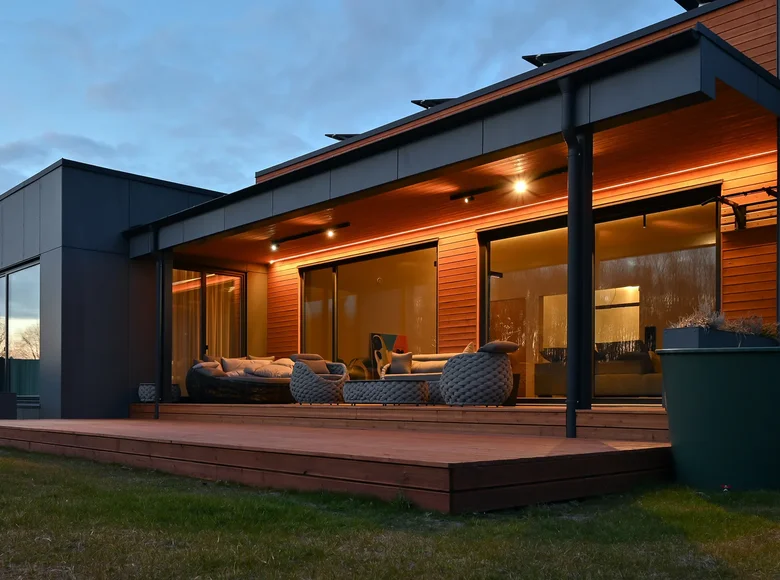 Haus 5 zimmer 290 m² Marienbach, Lettland