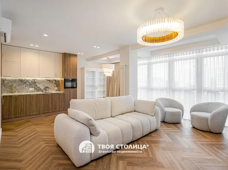 Квартира 4 комнаты 105 м² в Минске, Беларусь