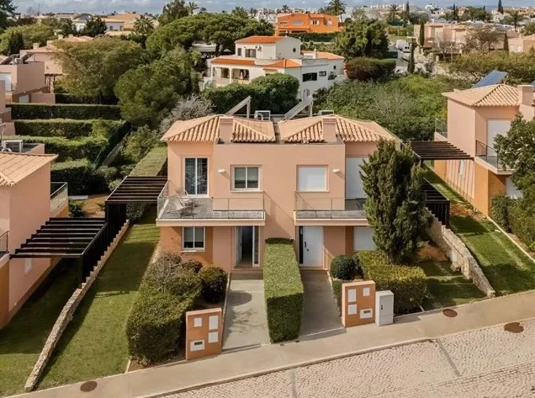 Villa de 2 dormitorios 153 m² Carvoeiro, Portugal