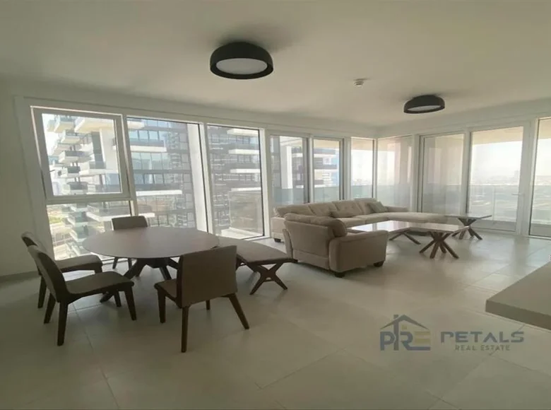 Appartement 2 chambres 1 545 m² Doubaï, Émirats arabes unis