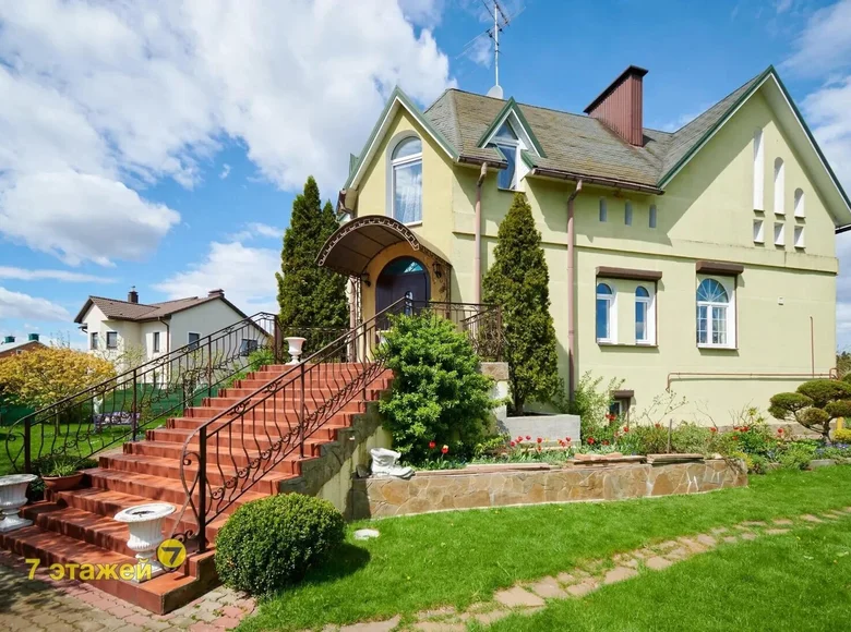Dom wolnostojący 433 m² Wiszniówka, Białoruś