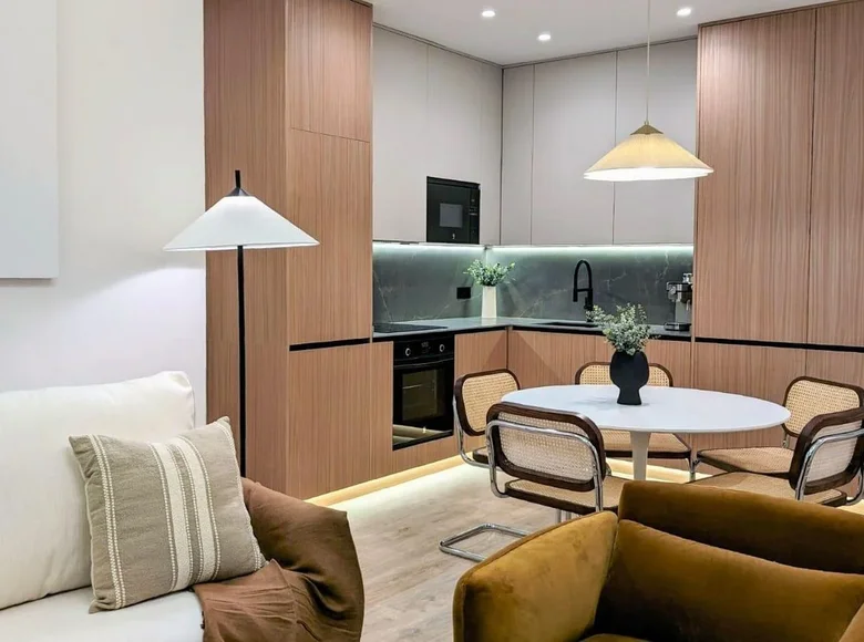 2 bedroom apartment 76 m² Madrid, Spain