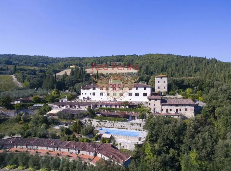 Коммерческое помещение 6 000 м² Флоренция, Италия