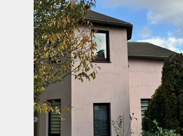 Haus 179 m² Nawahrudak, Belarus