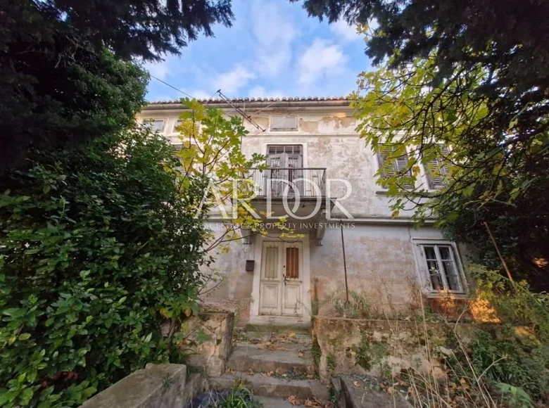 4 bedroom house 180 m² Kraljevica, Croatia