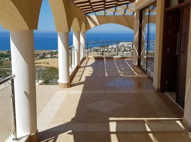 6 bedroom house 440 m² Kissonerga, Cyprus