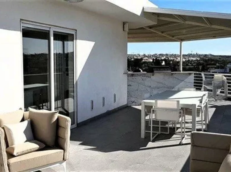 Mieszkanie 2 pokoi 202 m² Malta, Malta