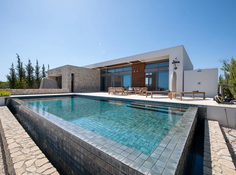 Bungalow z 3 sypialniami 302 m² Tsada, Cypr