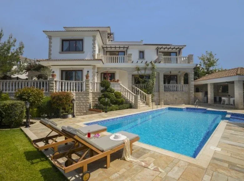 5 bedroom apartment 435 m² Argaka, Cyprus