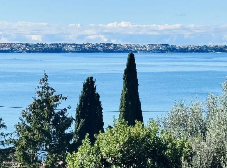 Land 1 100 m² Upravna enota Piran Unita amministrativa Pirano, Slovenia