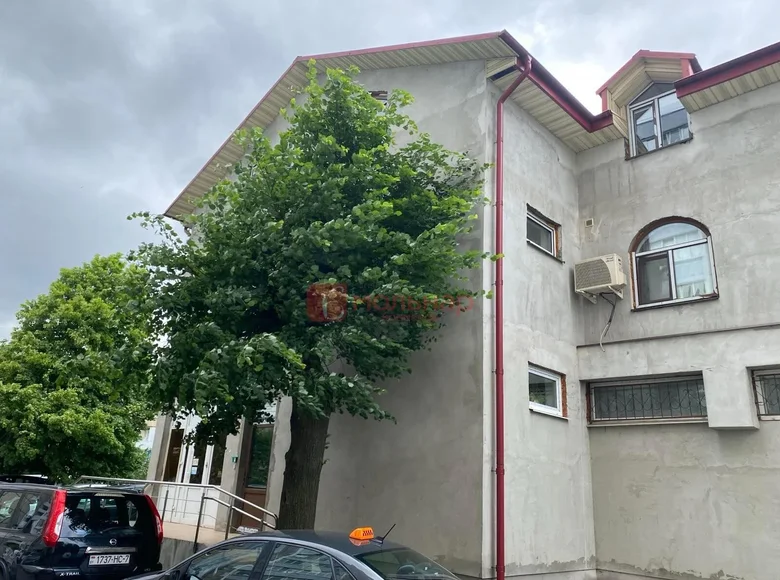 Propiedad comercial 220 m² en Minsk, Belarús