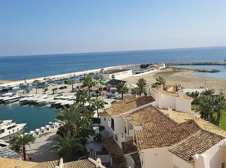 Mieszkanie 3 pokoi 129 m² Artola, Hiszpania