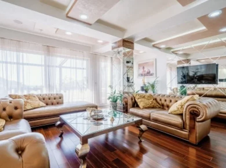 Penthouse 3 bedrooms 400 m² Budva, Montenegro