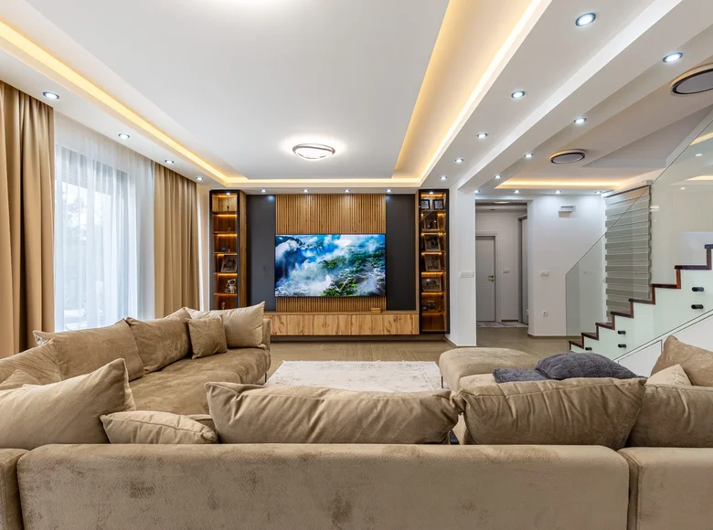 5-Schlafzimmer-Villa  Sutomore, Montenegro