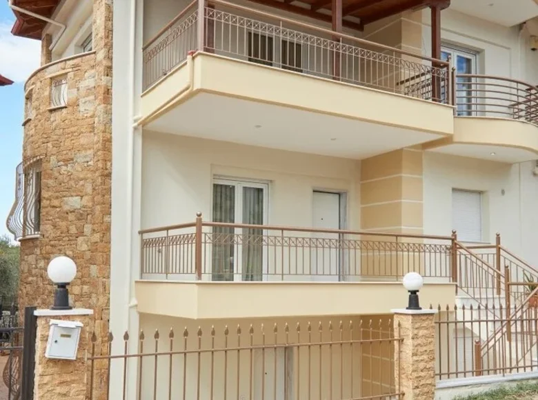Szeregowiec 4 pokoi 209 m² Triadi, Grecja