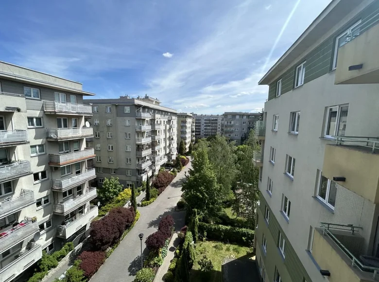 Wohnung 2 zimmer 42 m² in Warschau, Polen