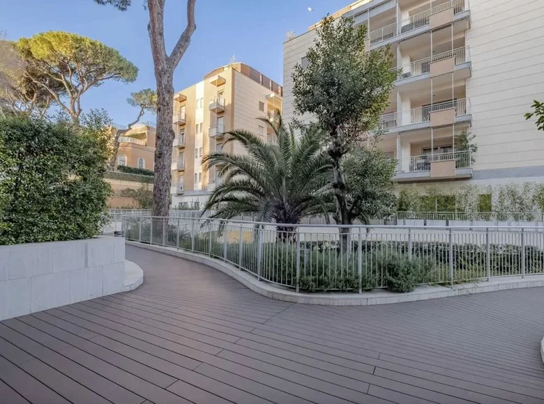 Apartment 120 m² Rome, Italy