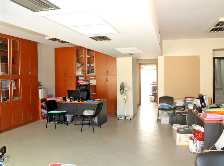 Commercial property 400 m² in Municipality of Chalkida, Greece