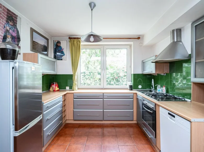 Дом 9 комнат 270 м² Варшава, Польша