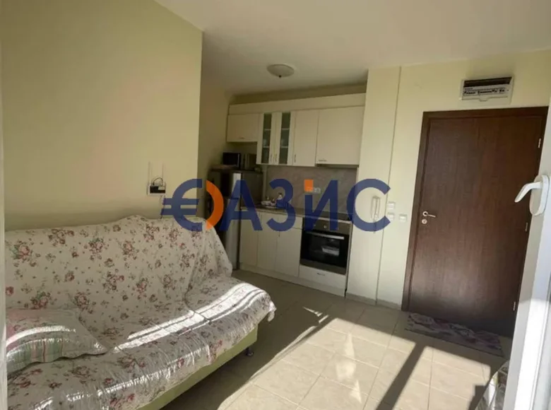 Квартира 3 спальни 64 м² Несебр, Болгария