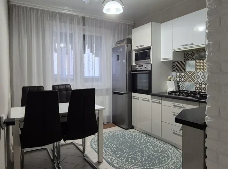 Mieszkanie 1 pokój 39 m² Homel, Białoruś