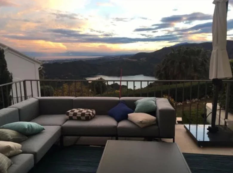 3-Schlafzimmer-Villa 250 m² Abadin, Spanien