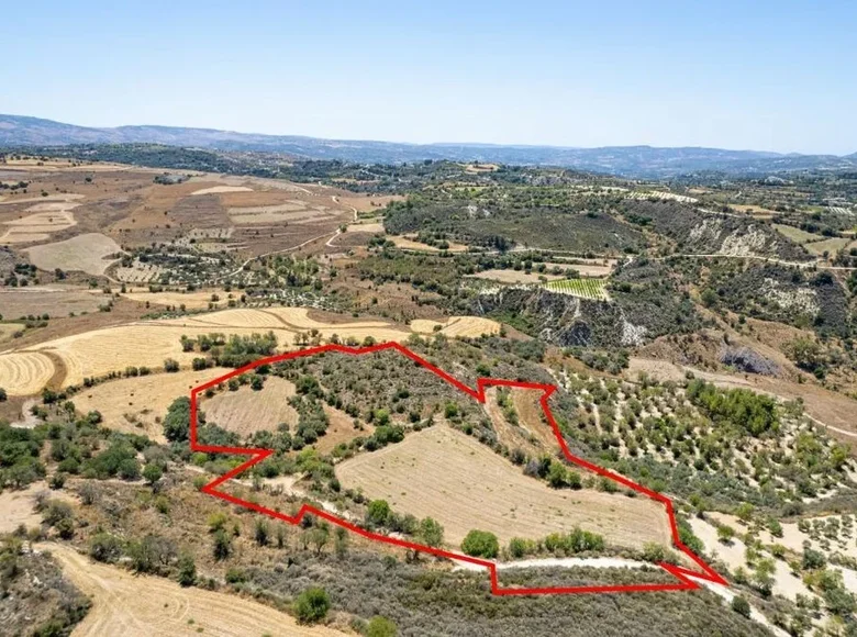 Land 1 room  Thrinia, Cyprus