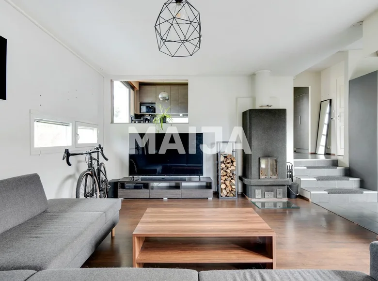 Квартира 2 комнаты 70 м² Райсио, Финляндия