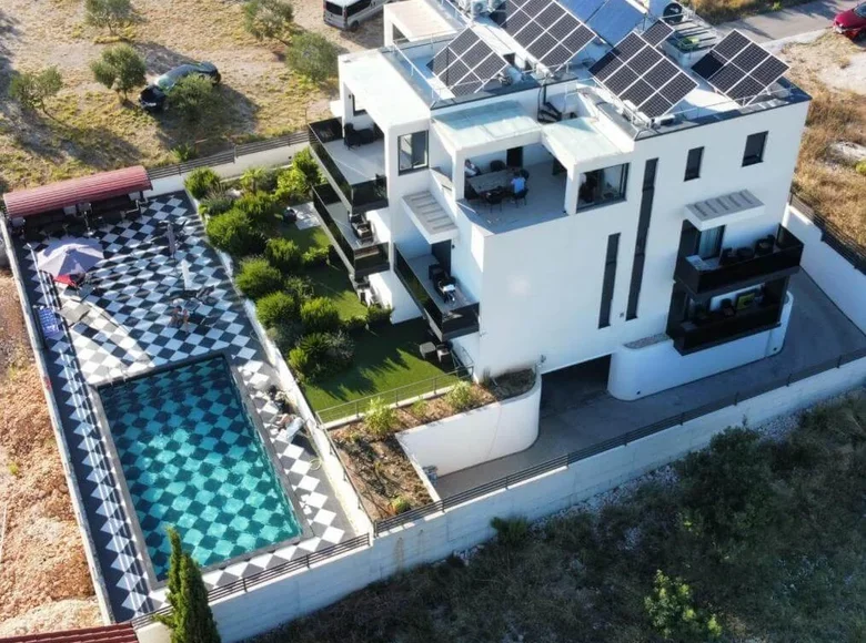 House 12 bedrooms 823 m² Opcina Rogoznica, Croatia