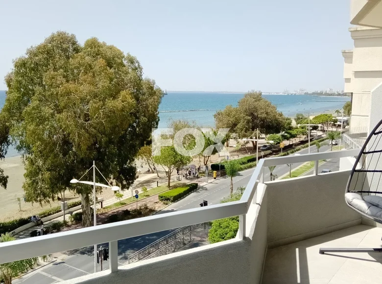 2 bedroom apartment 120 m² in Limassol, Cyprus