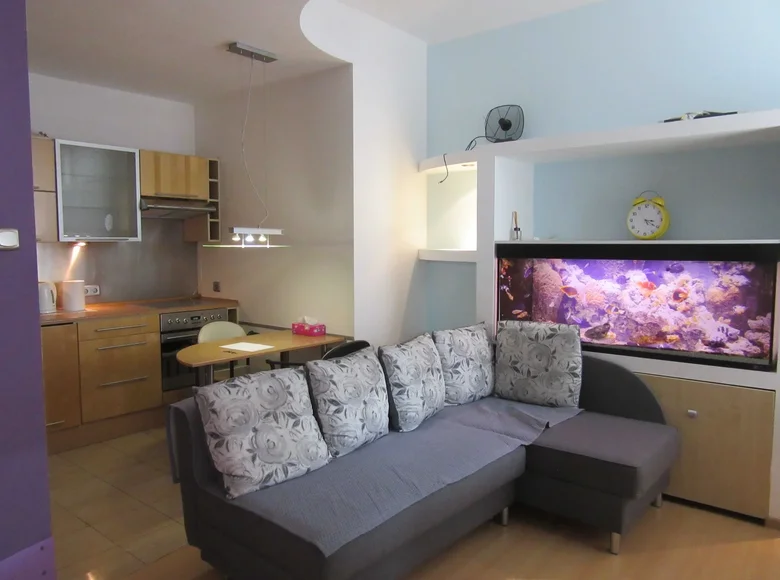 Mieszkanie 2 pokoi 44 m² w Warszawa, Polska