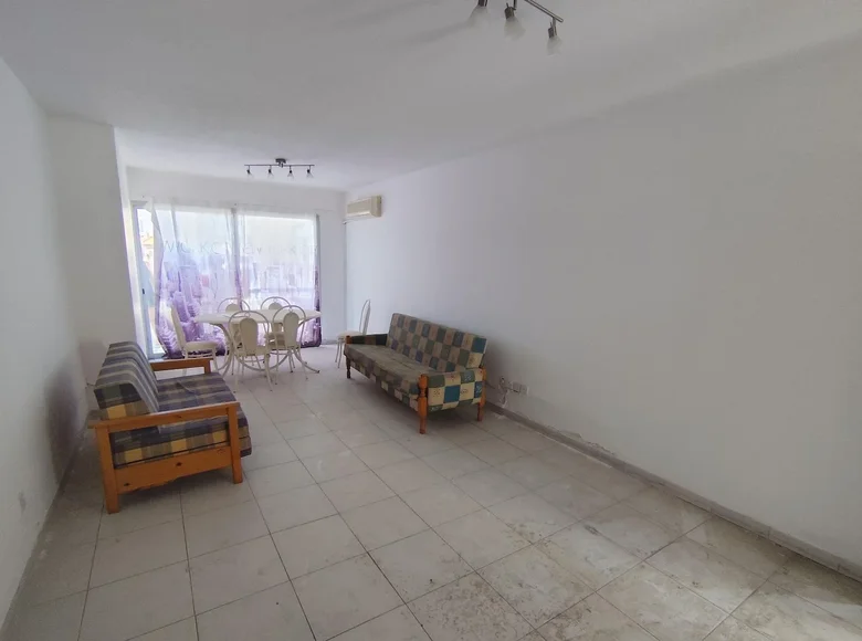 Mieszkanie 2 pokoi 80 m² Limassol, Cypr