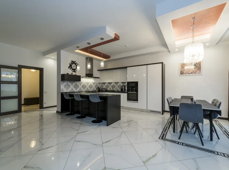 Дом 5 комнат 412 м² Саласпилс, Латвия