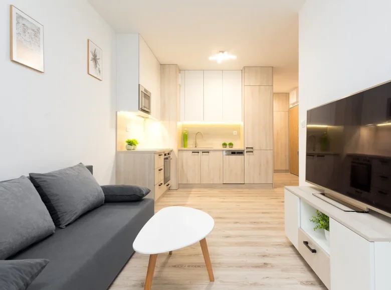 Mieszkanie 2 pokoi 35 m² w Łódź, Polska