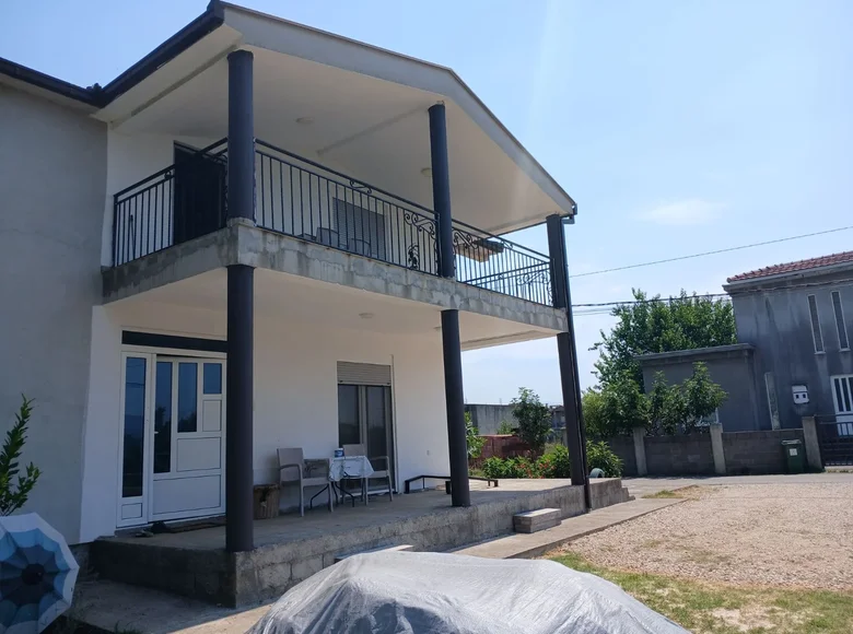 5 bedroom house 243 m² Danilovgrad, Montenegro