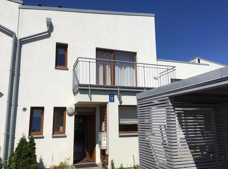 Stadthaus 5 Schlafzimmer 188 m² Pinki, Lettland